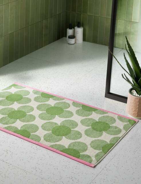 Orla Kiely Pure Cotton Sunflower Bath Mat Green Mix