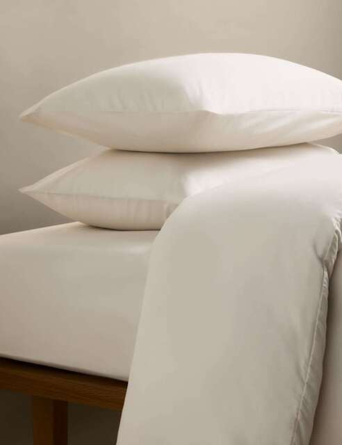 M&S Cotton Blend Non Iron Bedding Set Cream