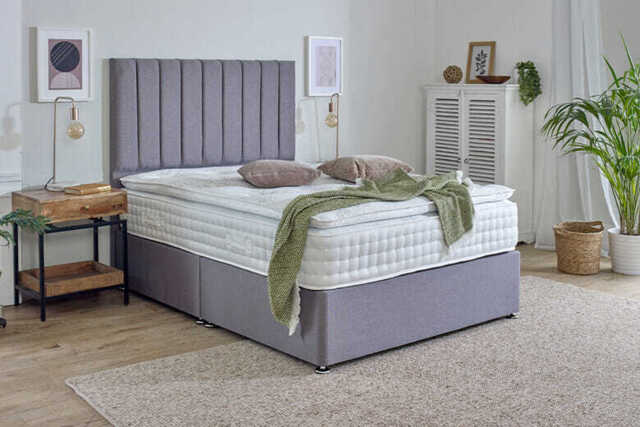 Spring King� Sanctuary Spa 2000 Pillow Top Mattress + Premium Divan Bed, Silver, 4 Drawer, Super King