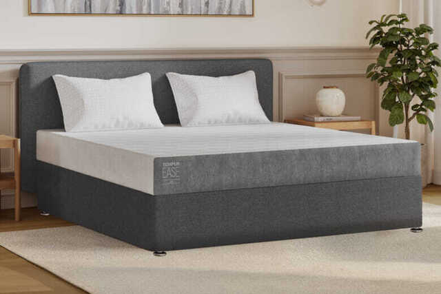 TEMPUR EASE� 20 Mattress + Premium Divan Bed, Silver, 4 Drawer, Super King