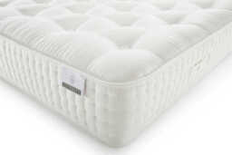 Spring King� Backcare Ultimate 3000 Mattress, Super King