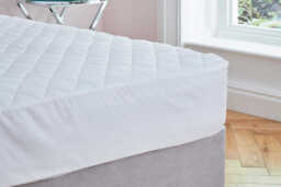 Silentnight Soft as Silk Mattress Protector, Double