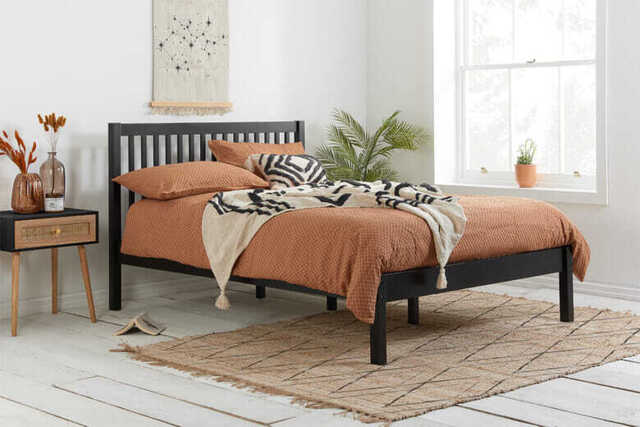 Nova Black Bed, Small Double