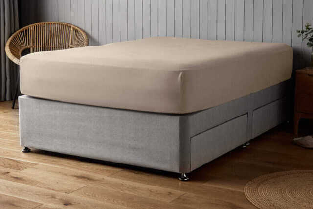 Silentnight Supersoft Fitted sheet, Single
