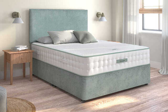Dunlopillo� Meya Latex Hybrid Mattress + Premium Divan Bed, Cream, 2 Drawer, Super King