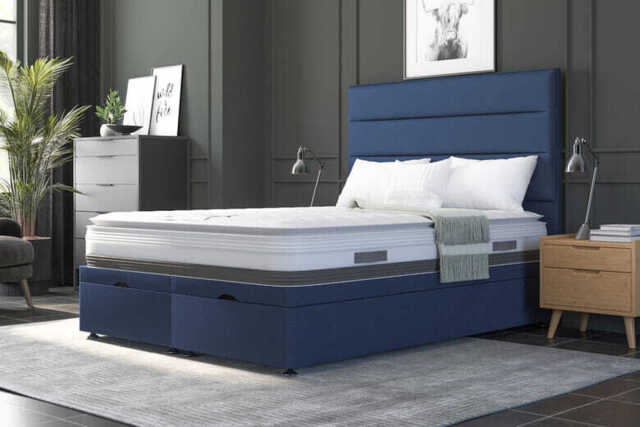 Spring King� Harmony 2000 Ortho Pillow Top Mattress + Premium Divan Bed, Silver, 4 Drawer, Double