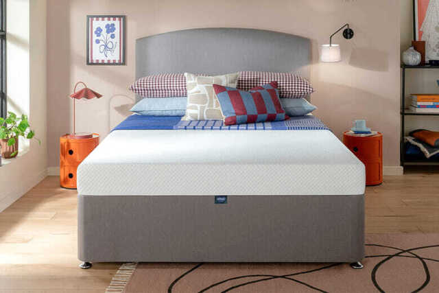 Silentnight Comfort Memory Foam Mattress + Premium Divan Bed, Mink, 4 Drawer, Double