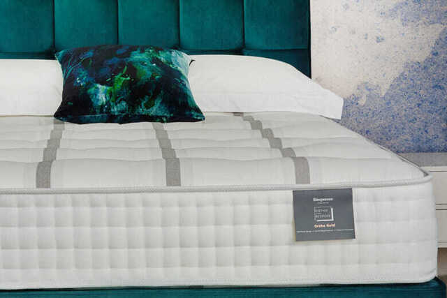 Sleepeezee Ortho Bespoke Gold 2000 Mattress, Double