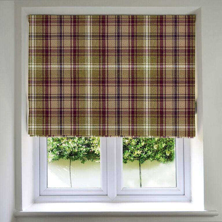 Angus Purple + Green Tartan Roman Blind, Standard Lining / 200cm x 200cm