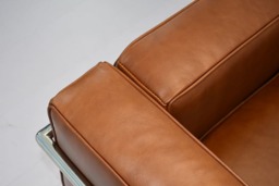 LC2 Sofa 2 Seater - thumbnail 2