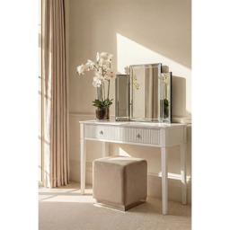 Colleta Triple Folding Mirror - thumbnail 2
