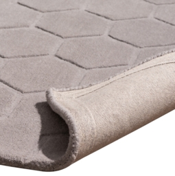 "Alveare Silver Rug " - thumbnail 4