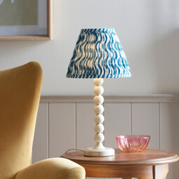 Higgledy Gloss Almond White Paint Table Lamp with Marlin Blue Fabric Ripple Shade 25cm E14 - thumbnail 2
