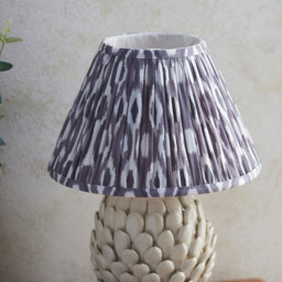 Layered Leaf Ivory Crackle Glaze Table Lamp with Pearl Grey Fabric Ikat Shade 30cm B22 - thumbnail 5