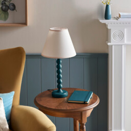 Higgledy Gloss Marlin Blue Paint Table Lamp with Vintage White Fabric Ivy Shade 25cm E14 - thumbnail 3