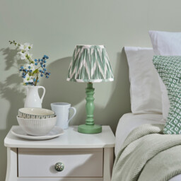 Bibury Satin Cotswold Green Paint Table Lamp with Cotswold Green Fabric Zigzag Shade 20cm B22 - thumbnail 3