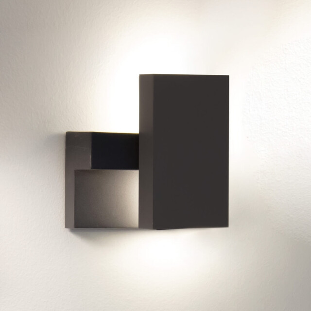 Zambelis 16cm Outdoor Modern Wall Lamp Graphite LED 3000K IP65 - image 1
