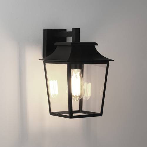 Richmond Outdoor Wall Lantern Textured Black, E27