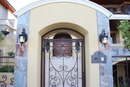 Philadelphia 1 Light Outdoor Small Wall Lantern Light Old Bronze IP44, E27 - thumbnail 2