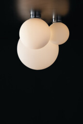 LAMPD Globe Ceiling Light White 30x32cm - thumbnail 2