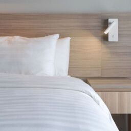 Colo LED Reading Lamp White, Warm-White 3000K - thumbnail 2