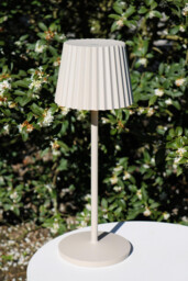 Justine Cottage Rechargeable Table lamp Outdoor - Battery - LED Dim. - 1x2W 2700K - IP54 - With wireless charging pad - Cream - thumbnail 3