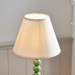Higgledy Gloss Cotswold Green Paint Table Lamp with Vintage White Fabric Ivy Shade 25cm E14 - thumbnail 5