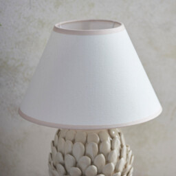 Layered Leaf Ivory Crackle Glaze Table Lamp with Vintage White Fabric Ivy Shade 30cm B22 - thumbnail 5