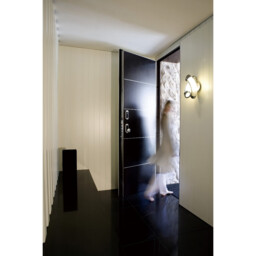 Guss Telescopic E27 3 Light E27 Bar, Polished Chrome, White Acrylic - thumbnail 5