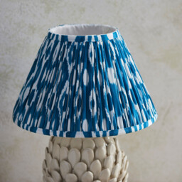 Layered Leaf Ivory Crackle Glaze Table Lamp with Marlin Blue Fabric Ikat Shade 30cm B22 - thumbnail 5