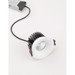 Blade 8.5cm Recessed Downlight White Aluminium LED 12W 720Lm 3000K IP65 - thumbnail 3