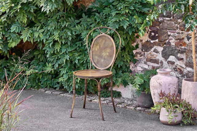 nkuku Parwaha Iron Bistro Dining Chair - Garden - One Size - Distressed Black