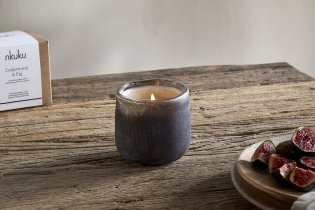 nkuku Cedarwood & Fig 1 Wick Scented Candle - Candles & Home Fragrance - Frosted Black