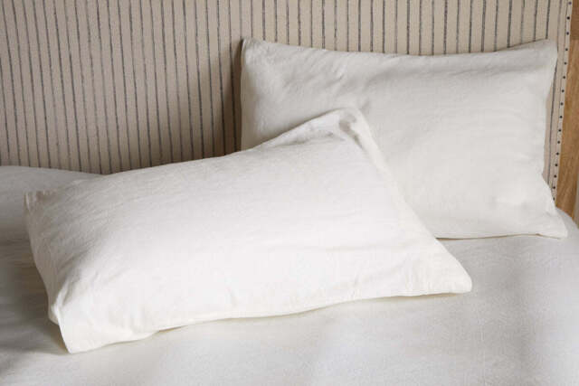nkuku Cela Hemp & Cotton Housewife Pillowcases Set Of 2 - Textiles - Natural