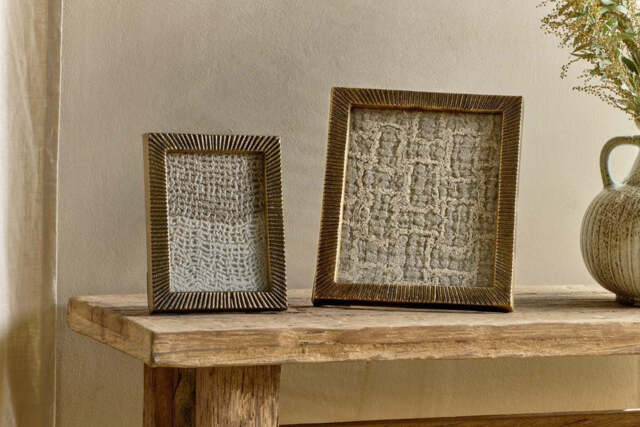 nkuku Ranoli Iron Etched Photo Frame - Decorative Accessories - Antique Brass - 5 x 7