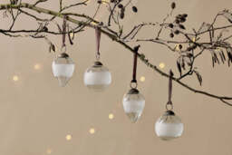 nkuku Anara Etched Bauble Set Of 4 - Christmas Decorations - Clear