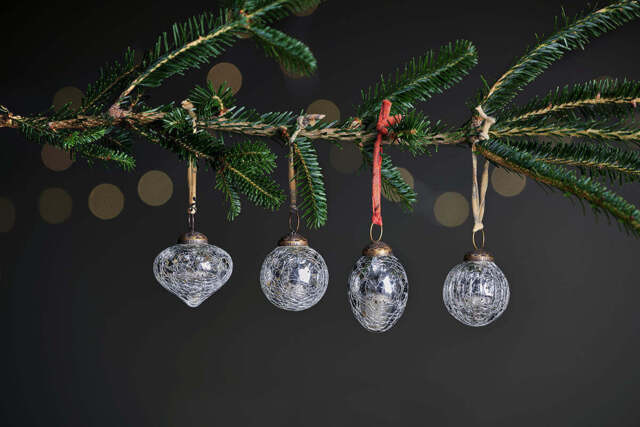 nkuku Snow Drop Baubles Set Of 4 - Christmas Decorations - Silver Crackle - Approx 5 cm (Diameter)
