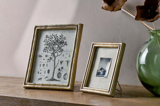 nkuku Pambani Photo Frame - Decorative Accessories - Antique Brass - 8 x 10