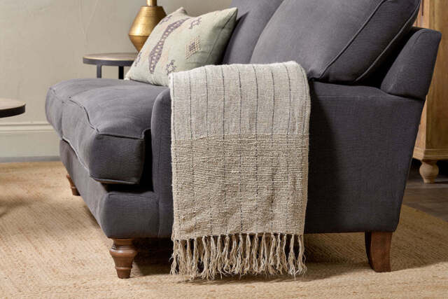 nkuku Mayla Throw - Textiles - Natural - 140 x 200 cm