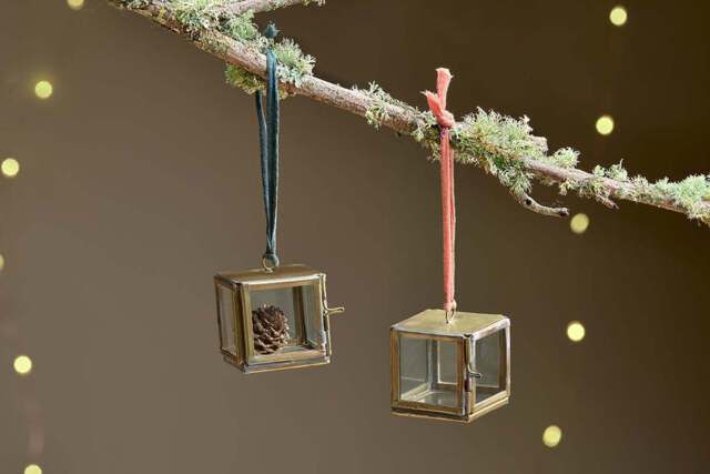nkuku Tiny Kiko Box Decorations Set Of 2 - Christmas Decorations - Antique Brass - 4.5 cm