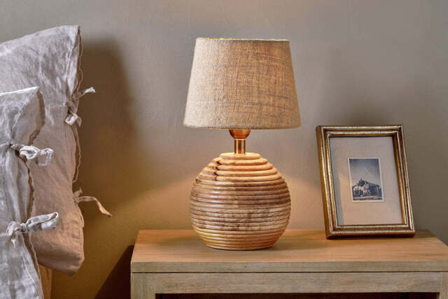 nkuku Drisana Mango Wood Bedside Table Lamp - Lamps - One Size - Natural