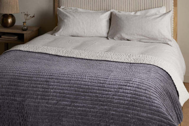 nkuku Nidra Velvet & Linen Bed Quilt - Textiles - Charcoal - 220 x 140 cm