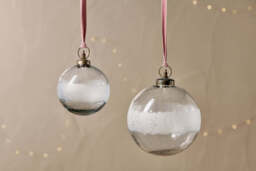 nkuku Anara Etched Giant Bauble - Christmas Decorations - Large - Clear