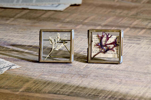 nkuku Tiny Danta Frame Set Of 2 - Decorative Accessories - Antique Brass