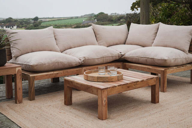 nkuku Anbarasi Acacia Coffee Table - Garden - One Size - Natural