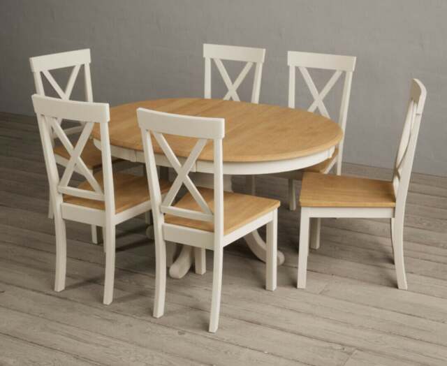 Extending Hertford 100cm - 130cm Oak and Cream Painted Pedestal Dining Table with 4 Oak Hertford Chairs