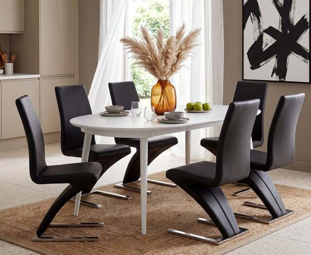 Extending Veneti White High Gloss Dining Table with 6 Black Aldo Chairs