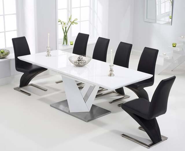 Extending Santino 160cm White High Gloss Dining Table with 6 Black Aldo Chairs