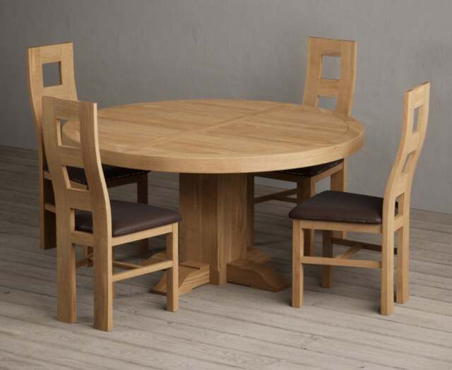 Helmsley 150cm Round Oak Dining Table with 8 Linen Natural Chairs