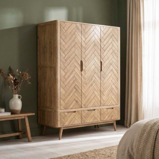 Solid Oak Triple Wardrobe - Herringbone Detail